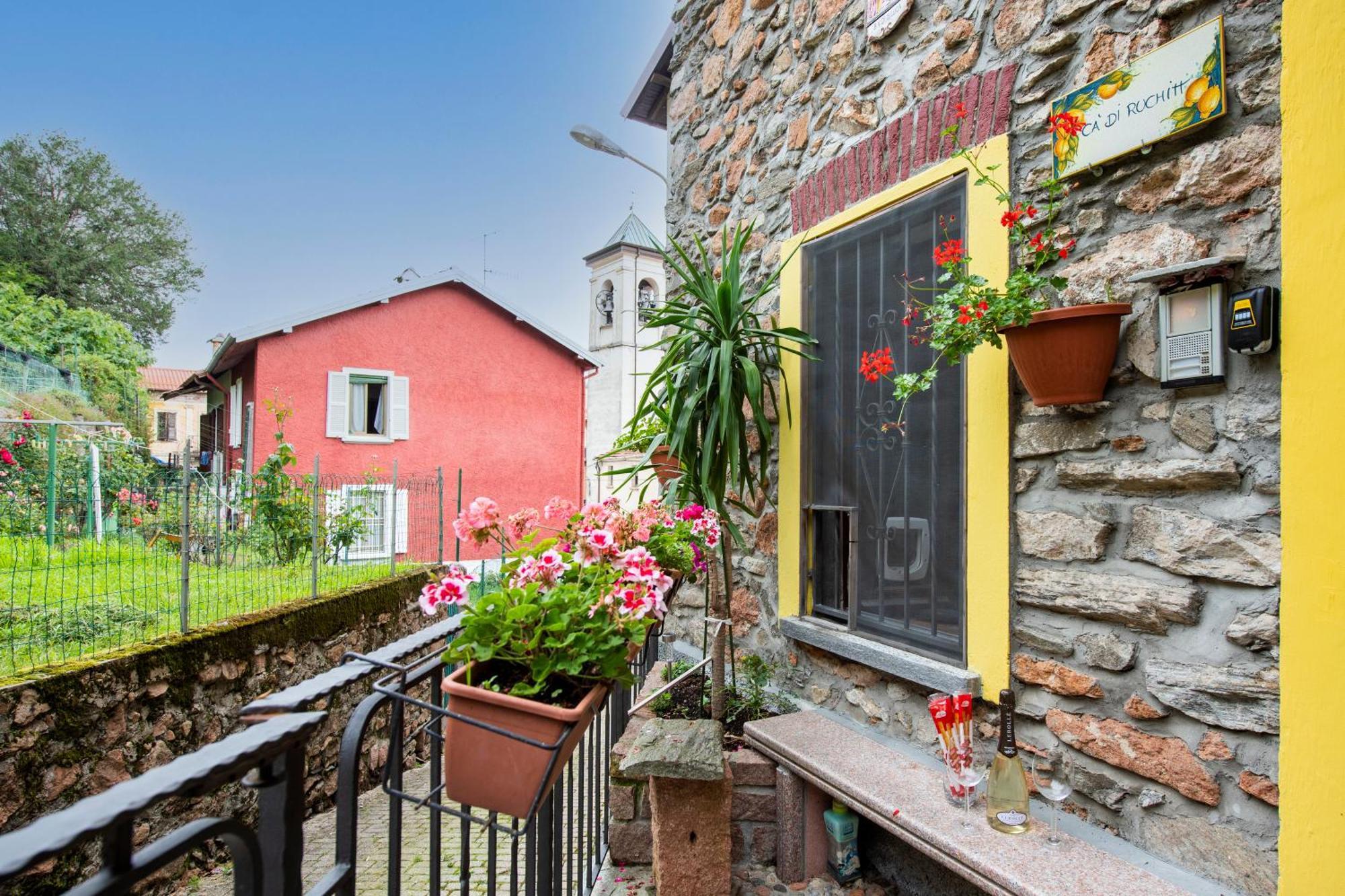 Ca' Di Ruchitt Apartment Cuasso Al Monte Exterior photo